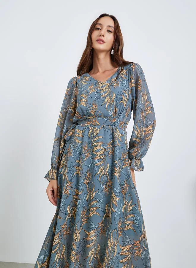 تايك تو فستان ميدي بأساور مرنة وطبعة أوراق شجر